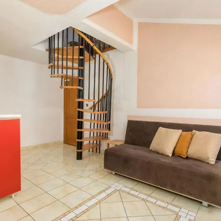 Manda - One Bedroom With Terrace A4