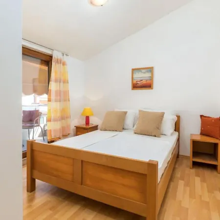 Manda - One Bedroom With Terrace A4 * Fažana