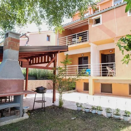 Appartement Manda - One Bedroom With Terrace A4